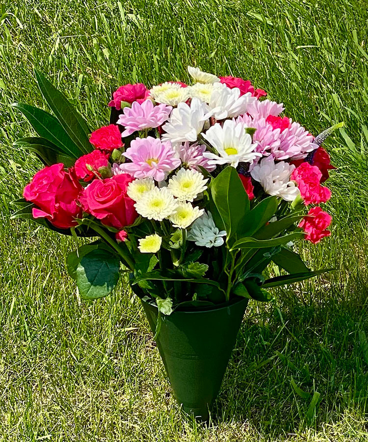 Ft Snelling National Cemetery flowers, ft snelling flowers, national cemetery flowers, national cemetery flower delivery